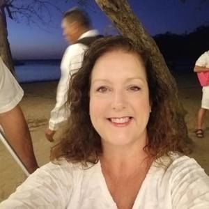 Meet your Posher, Deanne